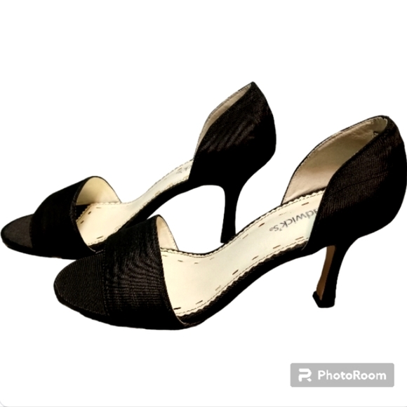 Chadwick's Leather Outsole, Fabric Upper, Open Toe, Black Heels. Size 7M - Picture 8 of 11